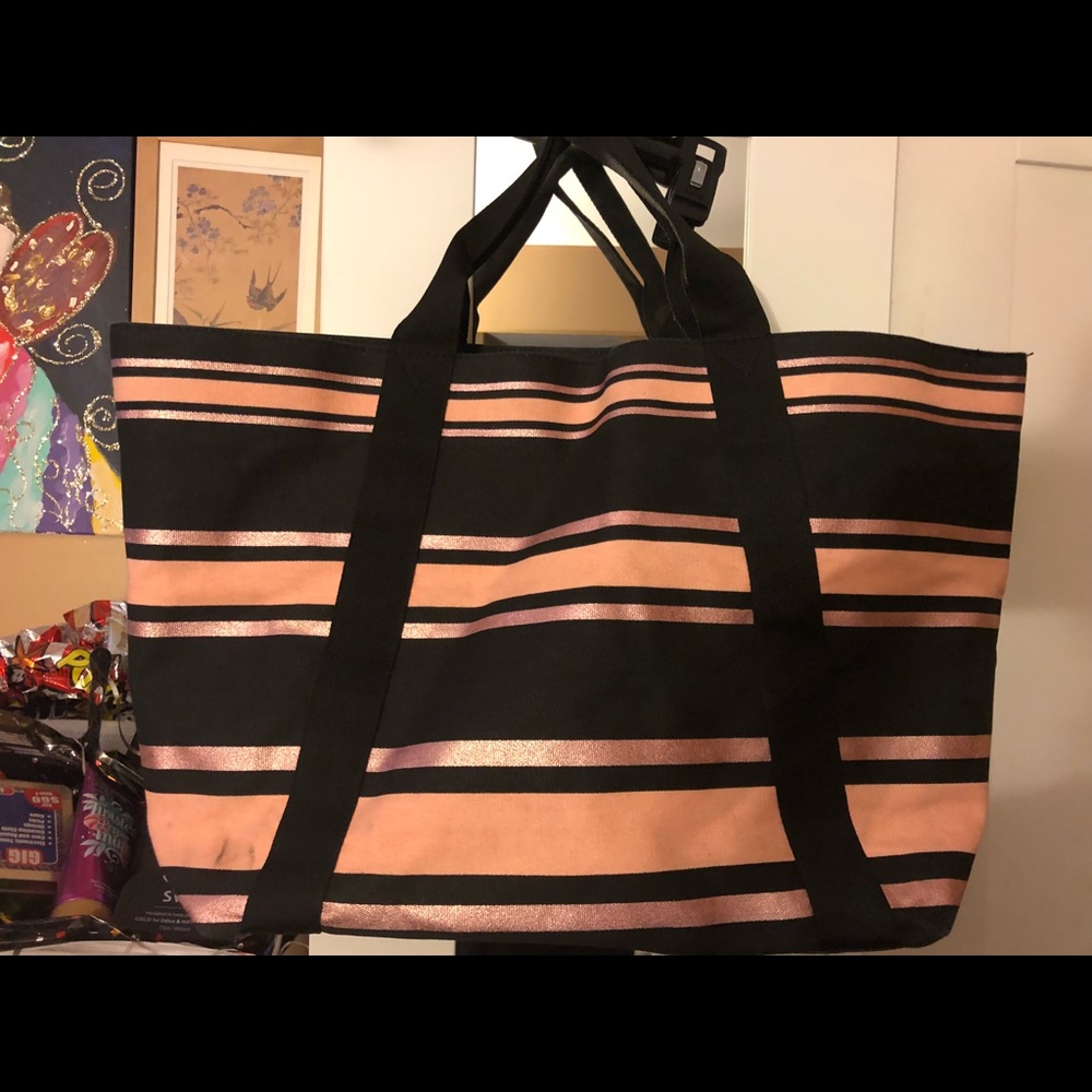 NWOT  VS bag